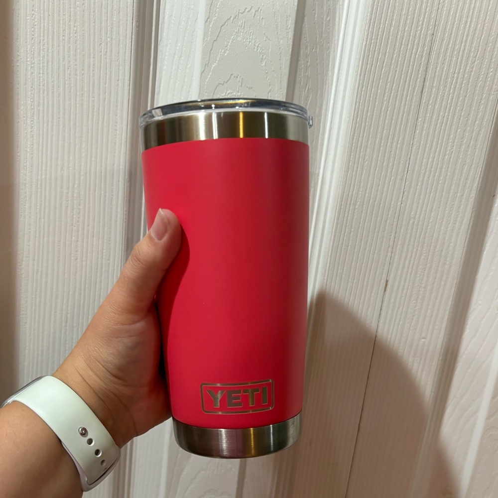 30 oz hot pink yeti cup
